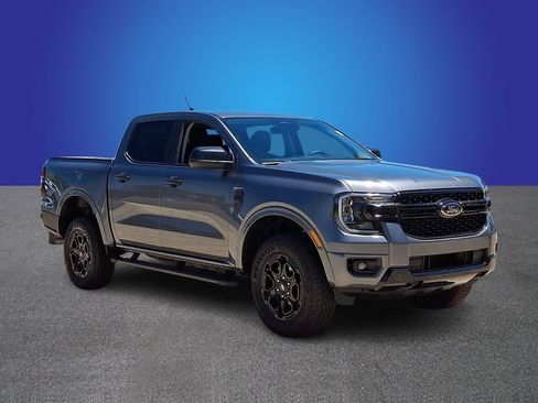 Used 2025 Ford Ranger XLT w/ FX4 Off-Road Package AWD/4WD image 3