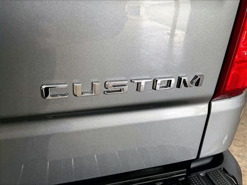 Used 2026 Chevrolet Silverado 1500 Custom RWD image 11