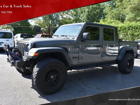 Used 2023 Jeep Gladiator Sport AWD/4WD image 1