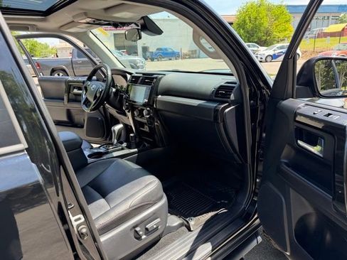 Used 2023 Toyota 4Runner TRD Off-Road Premium w/ Off Road Premium Plus Package AWD/4WD image 31