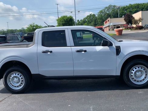 Used 2025 Ford Maverick XL w/ Equipment Group 101A AWD/4WD image 9