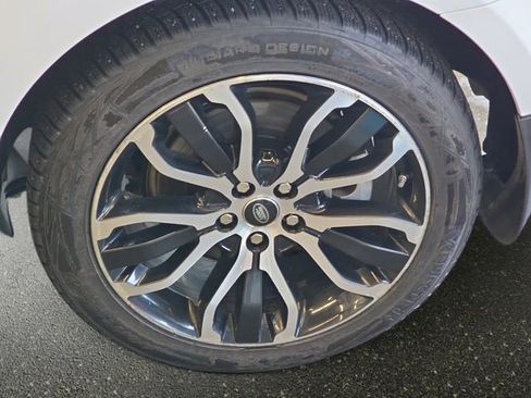 Used 2018 Land Rover Range Rover Sport HSE AWD/4WD image 35