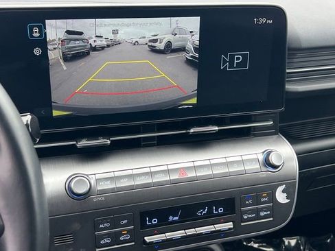 Used 2024 Hyundai Kona SEL AWD/4WD image 24