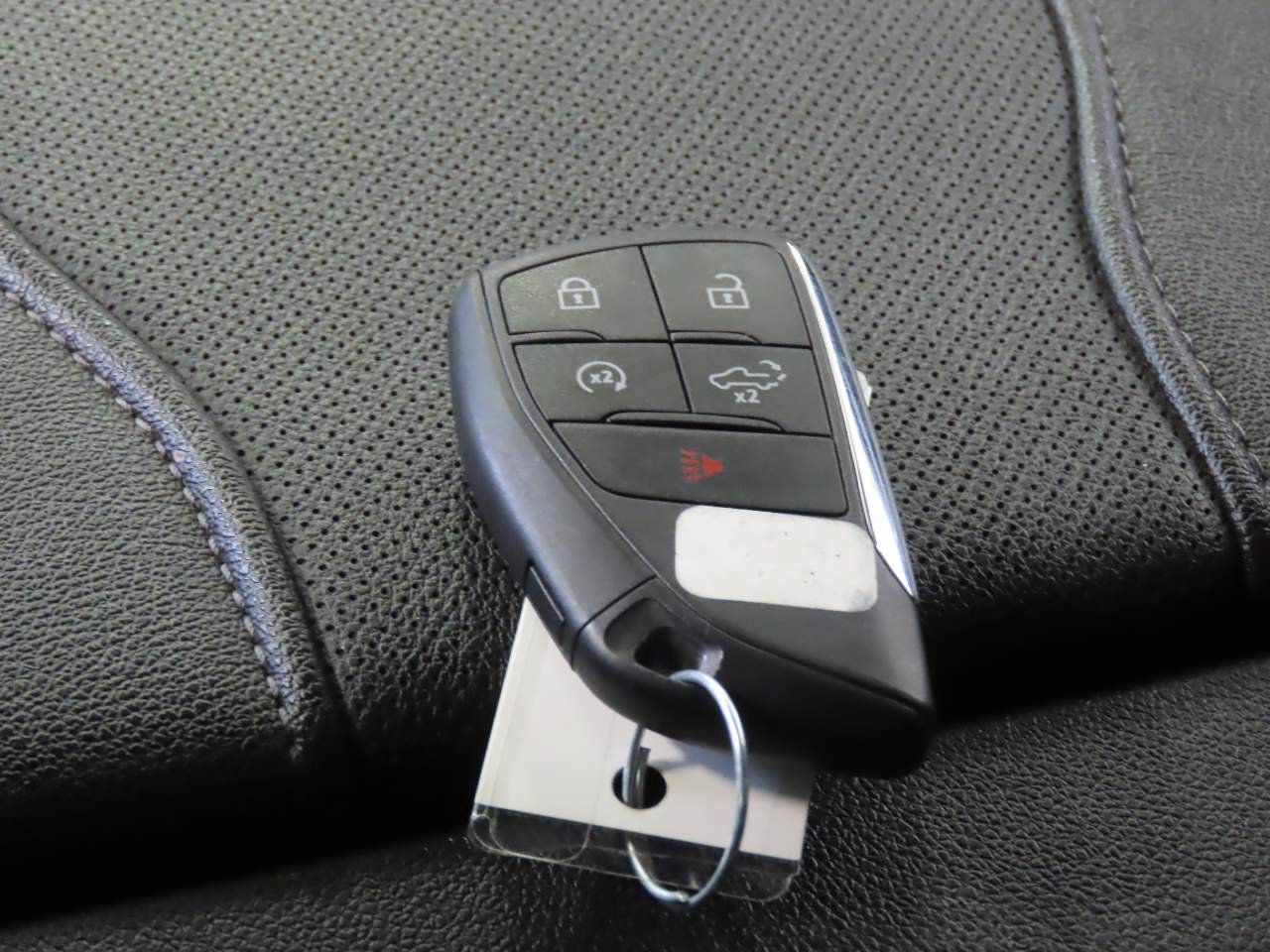 Used 2024 Chevrolet Silverado 1500 LTZ AWD/4WD image 23