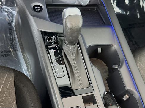 Certified 2026 Nissan Sentra SV w/ SV Convenience Package FWD image 17