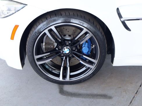 Used 2018 BMW M3 RWD image 12