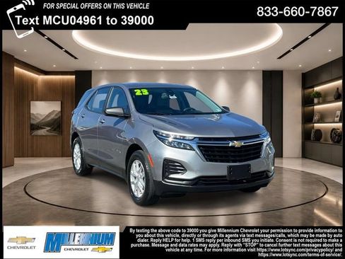 Used 2023 Chevrolet Equinox LS w/ Driver Confidence II Package FWD image 1