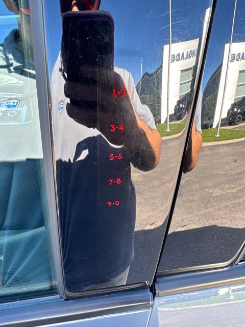 Certified 2021 Ford Explorer Limited w/ Equipment Group 301A AWD/4WD image 18