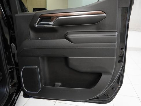 Used 2024 Chevrolet Silverado 1500 LT w/ Convenience Package II image 27