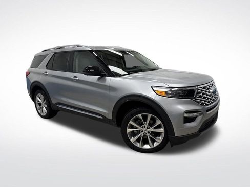 Used 2023 Ford Explorer Platinum w/ Class IV Trailer Tow Package image 44