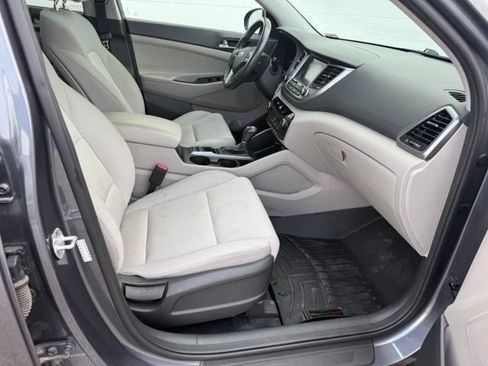 Used 2018 Hyundai Tucson Value AWD/4WD image 20