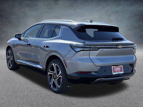 New 2026 Chevrolet Equinox EV LT image 5