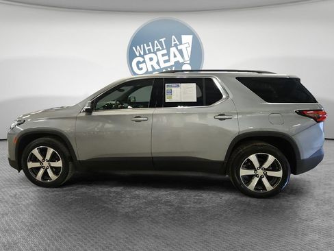 Certified 2023 Chevrolet Traverse LT w/ LT Premium Package AWD/4WD image 8