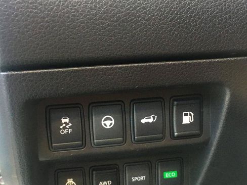Used 2018 Nissan Rogue SL w/ Premium Package AWD/4WD image 24