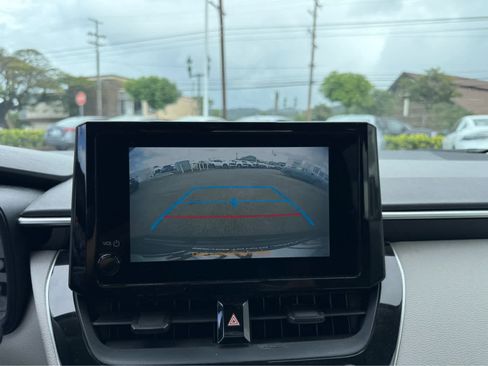 Used 2023 Toyota Corolla LE image 8