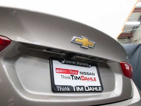 Used 2023 Chevrolet Malibu LT image 13