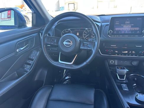 Used 2023 Nissan Rogue SL image 28