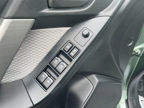 Used 2017 Subaru Forester 2.5i Premium image 15