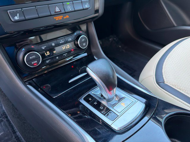 Used 2019 INFINITI QX30 FWD image 27
