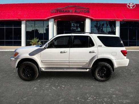 Used 2005 Toyota Sequoia SR5 AWD/4WD image 7