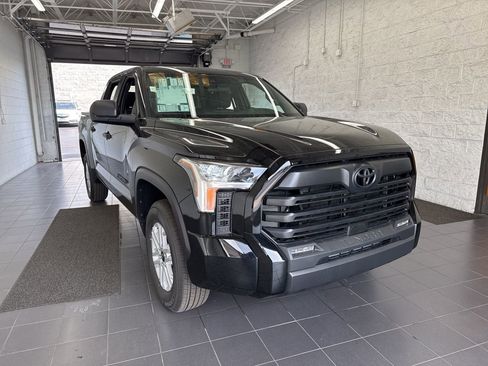 New 2026 Toyota Tundra SR5 image 2