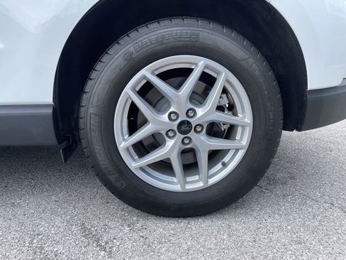 Used 2024 Ford Edge SEL image 54