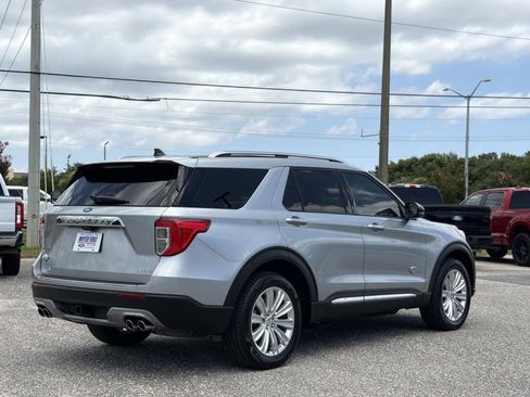 Certified 2024 Ford Explorer King Ranch w/ Technology Package AWD/4WD image 4