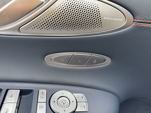 New 2026 Genesis GV70 2.5T Sport Prestige image 18