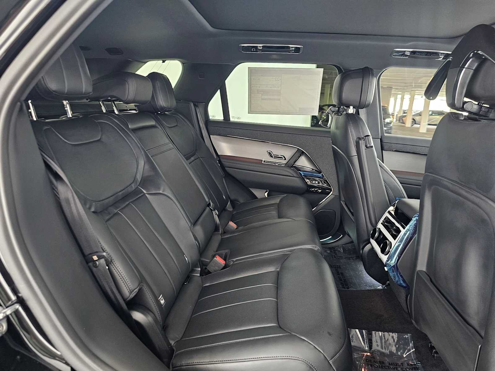 New 2027 Land Rover Range Rover Sport SE AWD/4WD image 12