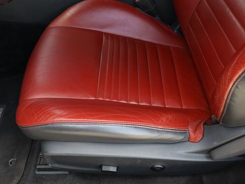 Used 2014 Dodge Challenger R/T RWD image 20