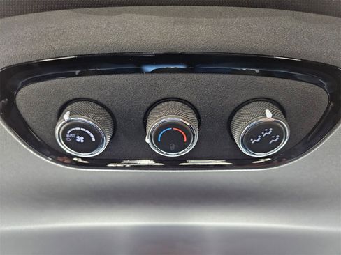 Used 2023 Dodge Durango SXT Launch Edition image 28