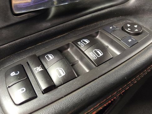 Used 2017 Dodge Grand Caravan GT image 27