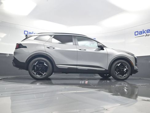 New 2026 Kia Sportage EX w/ EX Panorama Roof Package FWD image 46