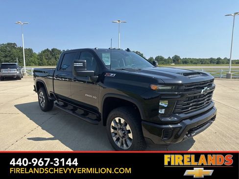 New 2025 Chevrolet Silverado 2500 Custom w/ Custom Value Package image 11