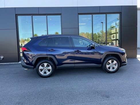 Used 2023 Toyota RAV4 XLE image 5