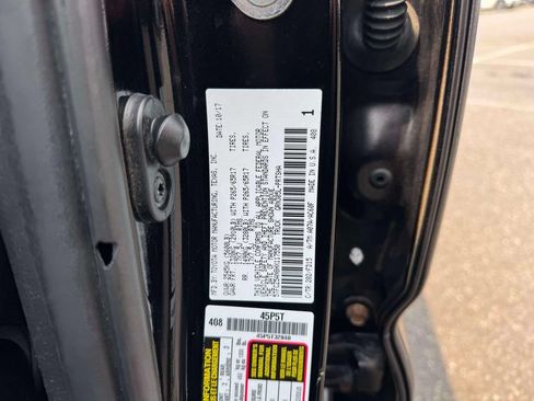 Used 2017 Toyota Tacoma TRD Sport w/ Tow Package (A/T) AWD/4WD image 13