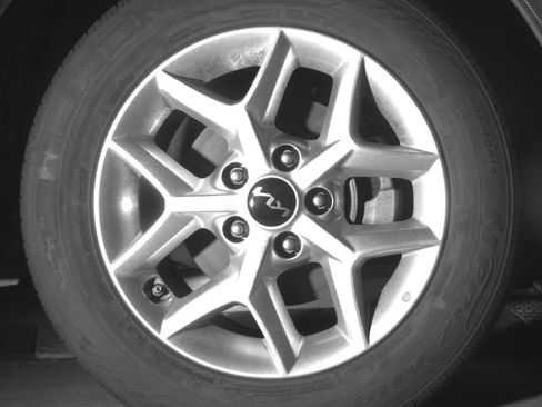 Used 2025 Kia Soul LX w/ LX Technology Package FWD image 13