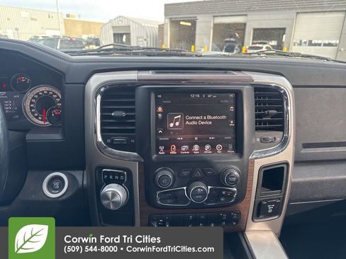 Used 2014 RAM 1500 Laramie w/ Convenience Group image 11