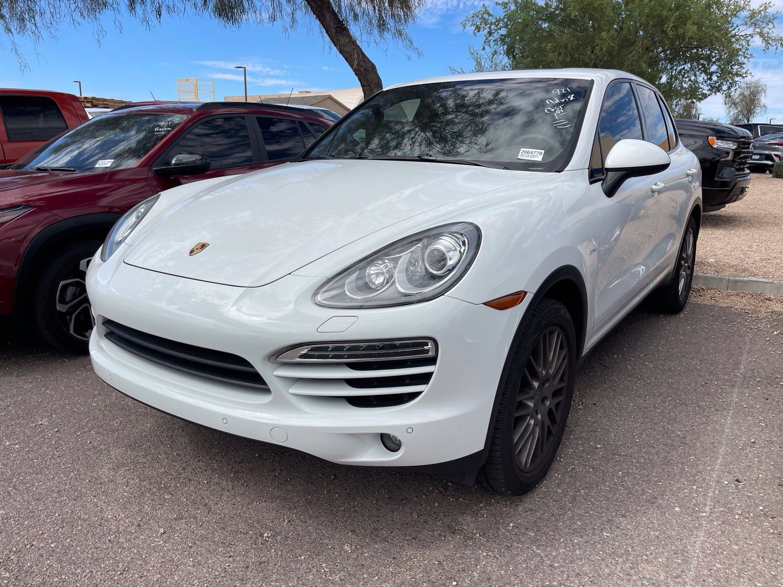 Used 2013 Porsche Cayenne Diesel AWD/4WD image 2