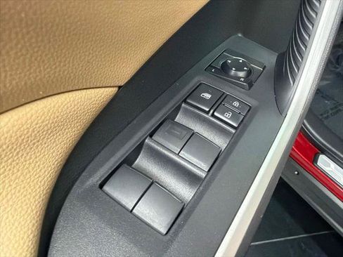 Certified 2024 Toyota RAV4 LE AWD/4WD image 20