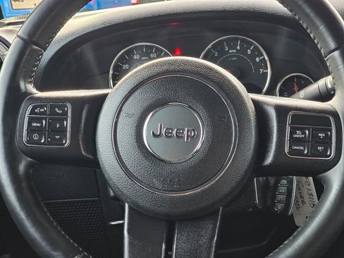 Used 2018 Jeep Wrangler Unlimited Sport w/ Connectivity Group image 14