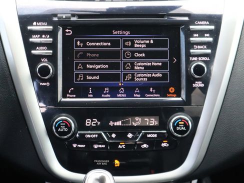 Used 2021 Nissan Murano SL w/ SL Moonroof Package image 15