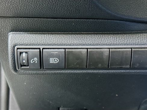 Used 2024 Toyota Corolla LE FWD image 16
