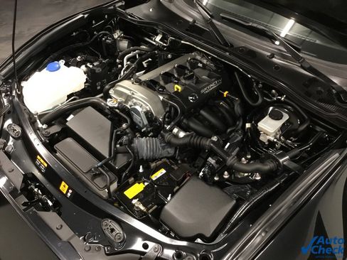 Used 2018 MAZDA MX-5 Miata RF Grand Touring image 44