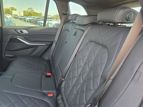 New 2026 BMW X5 xDrive40i w/ Climate Comfort Package image 37