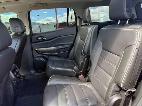 Used 2018 GMC Acadia Denali w/ Technology Package AWD/4WD image 11
