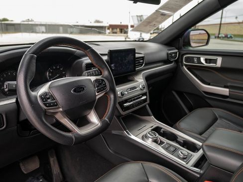 Used 2023 Ford Explorer Timberline image 13
