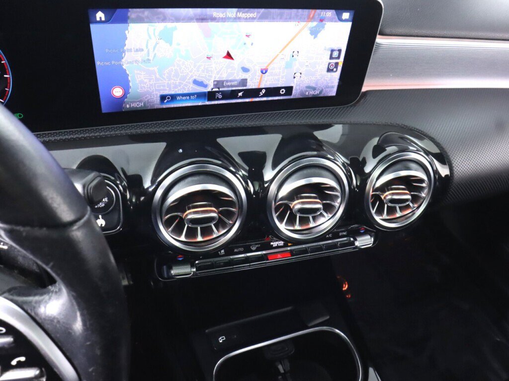 Used 2019 Mercedes-Benz A 220 image 15