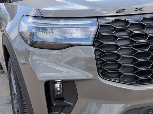 New 2026 Ford Explorer ST-Line image 9