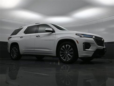 Used 2022 Chevrolet Traverse Premier image 28